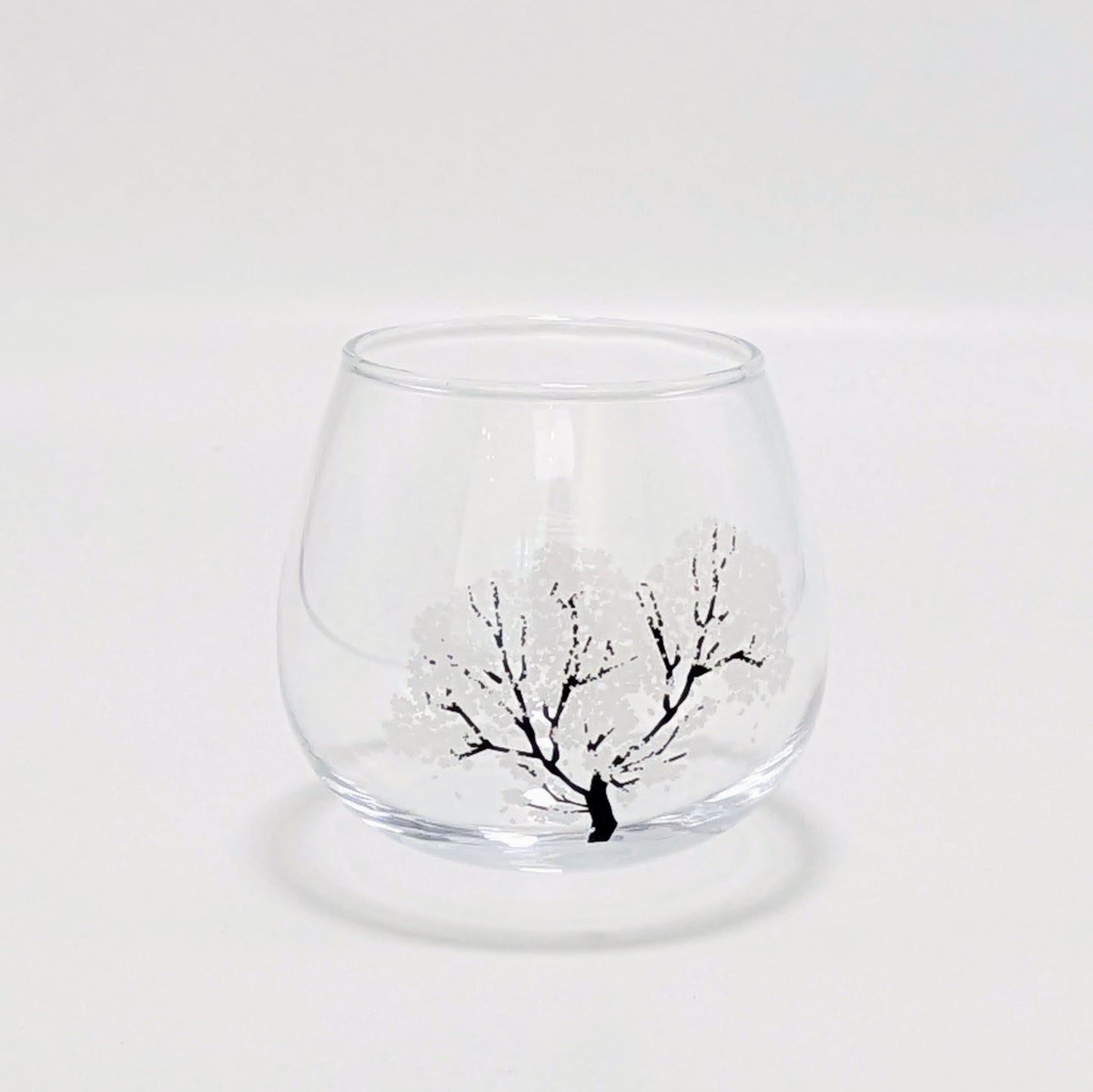 Color-changing Sakura Cherry blossom glass from Japan